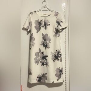 Tommy Hilfiger Cream and Gray Floral Mini Dress with pockets